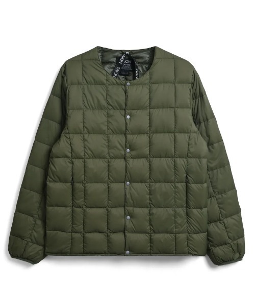 TAION(タイオン)の「TAION/タイオン/【MENS】CREW NECK BUTTON DOWN JACKET(ダウンジャケット/コート・メンズ・オリーブ系3/グレー系その他6・M/XL/L)」の1枚目の写真