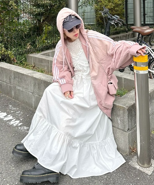 Alley Tokyo(アリートーキョー)の「コットンフリルキャミワンピ(ワンピース・レディース・オフホワイト/スミクロ・FREE)」の18枚目の写真
