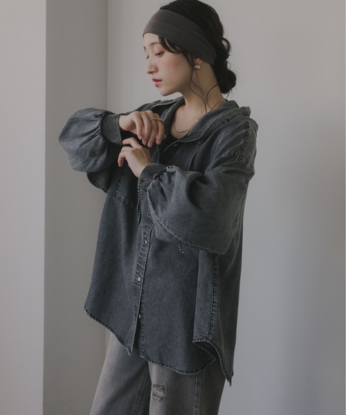210nouve(トゥージュヌーブ)の「テンセルデニム オーバーサイズ フーディ シャツ(シャツ/ブラウス・レディース・ブルー/ブラック・FREE)」の12枚目の写真