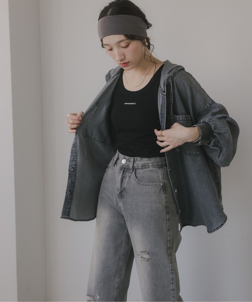 210nouve(トゥージュヌーブ)の「テンセルデニム オーバーサイズ フーディ シャツ(シャツ/ブラウス・レディース・ブルー/ブラック・FREE)」の10枚目の写真