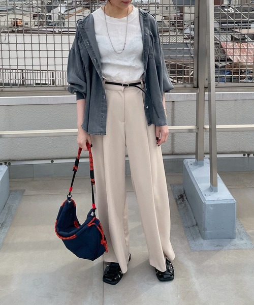 210nouve（トゥージュヌーブ）の「テンセルデニム オーバーサイズ フーディ シャツ（シャツ/ブラウス・レディース・ブラック/ブルー・FREE）」の7枚目の写真