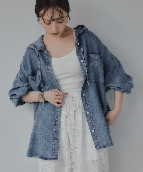 210nouve（トゥージュヌーブ）の「テンセルデニム オーバーサイズ フーディ シャツ（シャツ/ブラウス・レディース・ブラック/ブルー・FREE）」の17枚目の写真