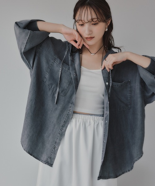 210nouve（トゥージュヌーブ）の「テンセルデニム オーバーサイズ フーディ シャツ（シャツ/ブラウス・レディース・ブラック/ブルー・FREE）」の11枚目の写真