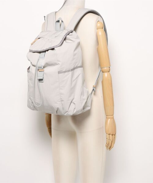 NATURAL BEAUTY（ナチュラルビューティー）の「リュック　ナチュラルビューティー　フレネ（バックパック/リュック・レディース・ベージュ/アイボリー/ブラック・FREE）」の8枚目の写真