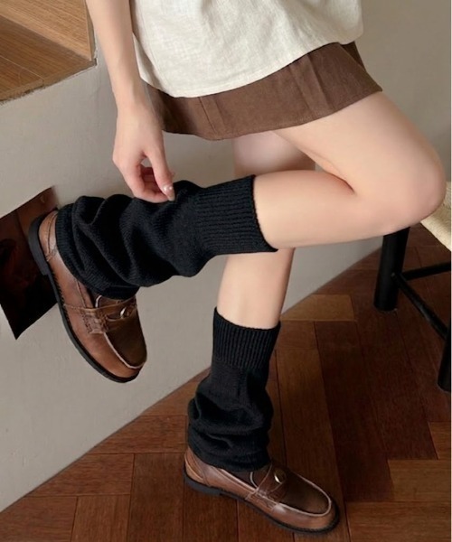 WEGO(ウィゴー)の「WEGO/【オールシーズン】くしゅくしゅカラールーズソックス(ソックス/靴下・レディース・グレー/ブラック/ホワイト/ダークブラウン・FREE)」の3枚目の写真