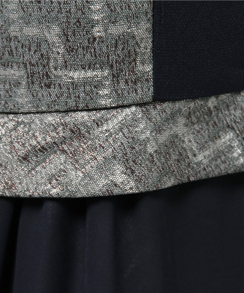 URBAN RESEARCH(アーバンリサーチ)の「COUTURE MAISON フロントツイードロングワンピース(ドレス・レディース・ブルー系その他/ブラック系その他・38)」の6枚目の写真