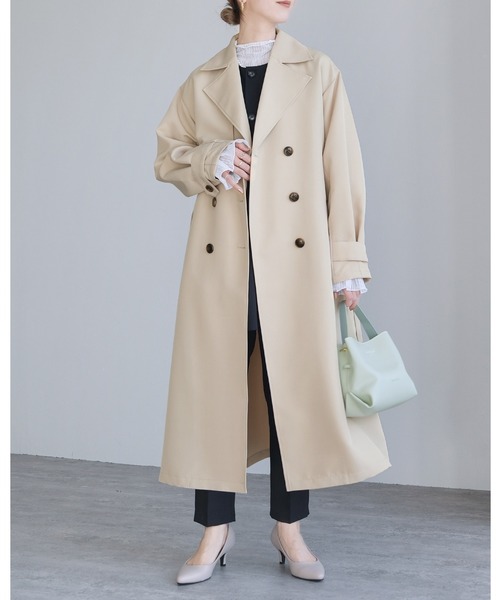 reca(レカ)の「ツイルトレンチコート(トレンチコート・レディース・ライトベージュ/ベージュ/ネイビー・FREE)」の2枚目の写真