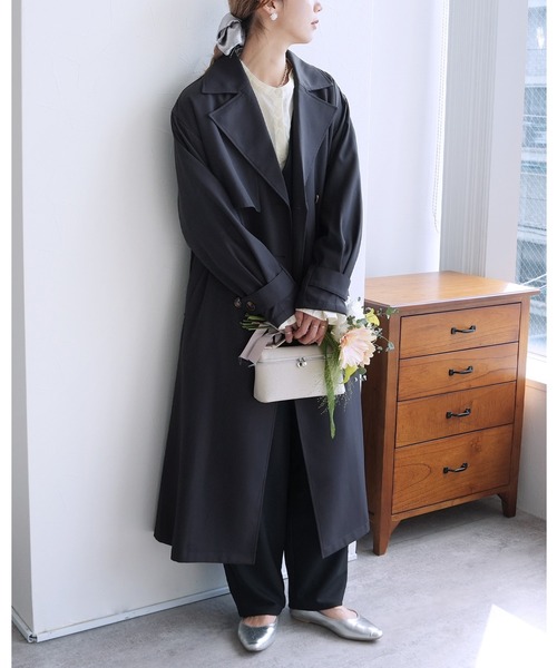 reca(レカ)の「ツイルトレンチコート(トレンチコート・レディース・ライトベージュ/ベージュ/ネイビー・FREE)」の1枚目の写真