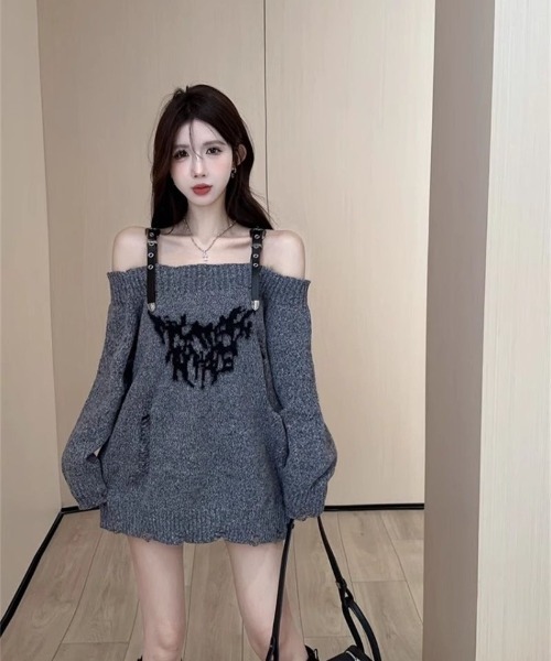 Ritzy(リッツィー)の「オフショルダー リブニット長袖トップス(ニット/セーター・レディース・グレー/キャメル・M)」の6枚目の写真
