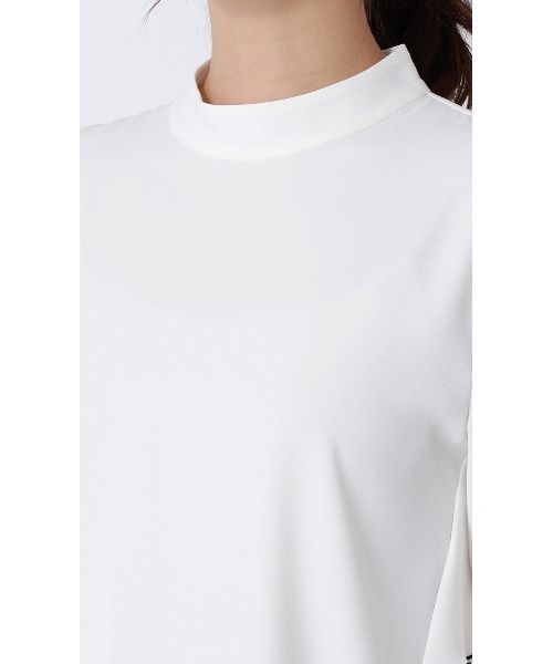 AOYAMA（アオヤマ）の「ハイネックバックコンシャスブラウス｜通勤＆オフィス＆入卒＆セレモニー＆オケージョン｜（シャツ/ブラウス・レディース・ホワイト×ブラック/ベージュ×ブラック・M/L）」の5枚目の写真