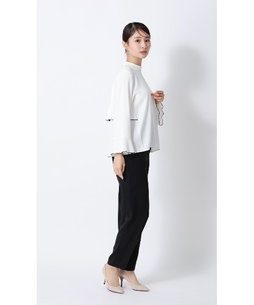 AOYAMA（アオヤマ）の「ハイネックバックコンシャスブラウス｜通勤＆オフィス＆入卒＆セレモニー＆オケージョン｜（シャツ/ブラウス・レディース・ホワイト×ブラック/ベージュ×ブラック・M/L）」の13枚目の写真