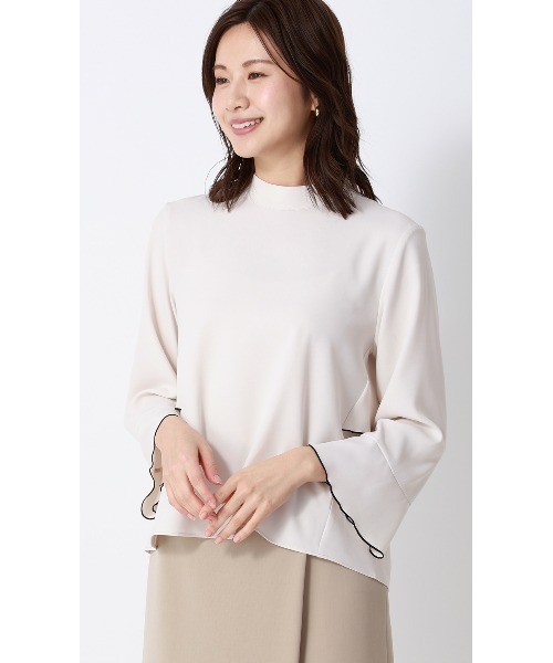 AOYAMA（アオヤマ）の「ハイネックバックコンシャスブラウス｜通勤＆オフィス＆入卒＆セレモニー＆オケージョン｜（シャツ/ブラウス・レディース・ホワイト×ブラック/ベージュ×ブラック・M/L）」の16枚目の写真