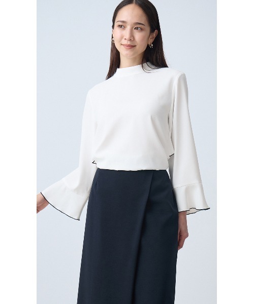 AOYAMA(アオヤマ)の「ハイネックバックコンシャスブラウス|通勤&オフィス&入卒&セレモニー&オケージョン|(シャツ/ブラウス・レディース・ホワイト×ブラック/ベージュ×ブラック・M/L)」の7枚目の写真