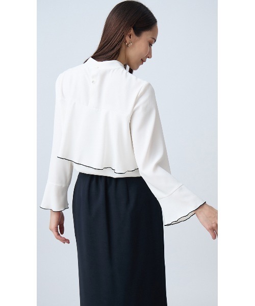 AOYAMA(アオヤマ)の「ハイネックバックコンシャスブラウス|通勤&オフィス&入卒&セレモニー&オケージョン|(シャツ/ブラウス・レディース・ホワイト×ブラック/ベージュ×ブラック・M/L)」の11枚目の写真