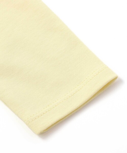 BeBe(ベベ)の「フラワーロゴ刺しゅうスカラップスムース長袖Tシャツ(Tシャツ/カットソー・キッズ・ホワイト/イエロー・120cm/130cm/150cm/140cm)」の11枚目の写真