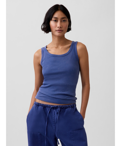 GAP（ギャップ）の「リブ スクープネック タンクトップ（タンクトップ・レディース・グリーン/ブラウン/ピンク/ホワイト/イエロー/ブルー・XXS/XL/L/M/S/XS）」の4枚目の写真