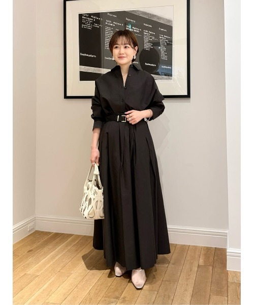 allureville(アルアバイル)の「チュールミュール(サンダル・レディース・ホワイト/ブラック・22.5/24.5/23.5)」の3枚目の写真