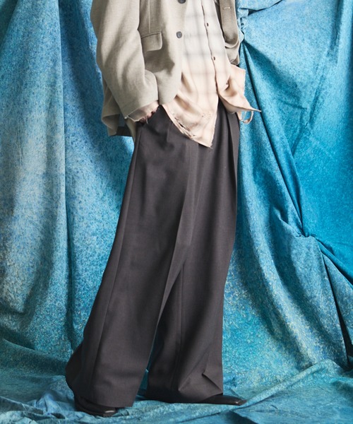 MAISON SPECIAL（メゾンスペシャル）の「《UNISEX》Toro-washer Prime-Wide Two-tuck Slacks/トロワッシャープライムワイドツータックスラックス【MAISON SPECIAL/メゾンスペシャル】（スラックス・メンズ・ブラウン/チャコールグレー/オフホワイト/ブラック/ライトグレー/ラベンダー/パープル・2/1/0）」の4枚目の写真