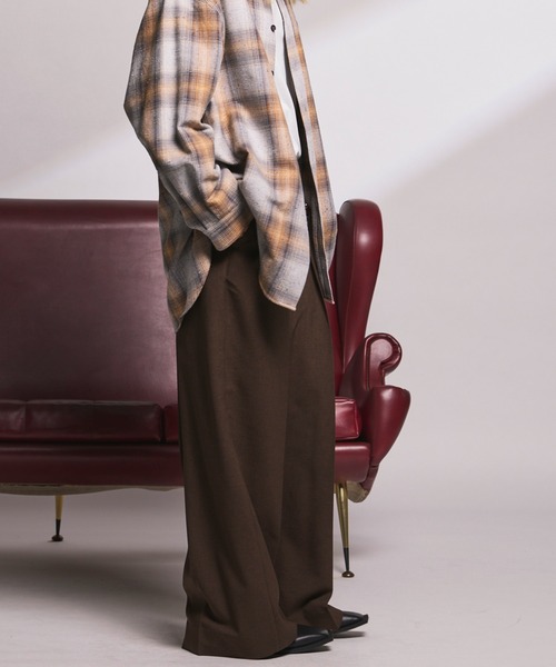 MAISON SPECIAL（メゾンスペシャル）の「《UNISEX》Toro-washer Prime-Wide Two-tuck Slacks/トロワッシャープライムワイドツータックスラックス【MAISON SPECIAL/メゾンスペシャル】（スラックス・メンズ・ブラウン/チャコールグレー/オフホワイト/ブラック/ライトグレー/ラベンダー/パープル・2/1/0）」の22枚目の写真