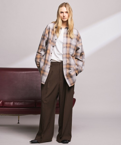 MAISON SPECIAL（メゾンスペシャル）の「《UNISEX》Toro-washer Prime-Wide Two-tuck Slacks/トロワッシャープライムワイドツータックスラックス【MAISON SPECIAL/メゾンスペシャル】（スラックス・メンズ・ブラウン/チャコールグレー/オフホワイト/ブラック/ライトグレー/ラベンダー/パープル・2/1/0）」の8枚目の写真