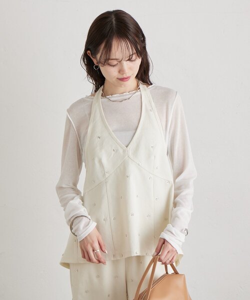 mystic（ミスティック）の「ビジューフラワーホルタービスチェ（シャツ/ブラウス・レディース・ブルー/アイボリー/ブラック・FREE）」の16枚目の写真