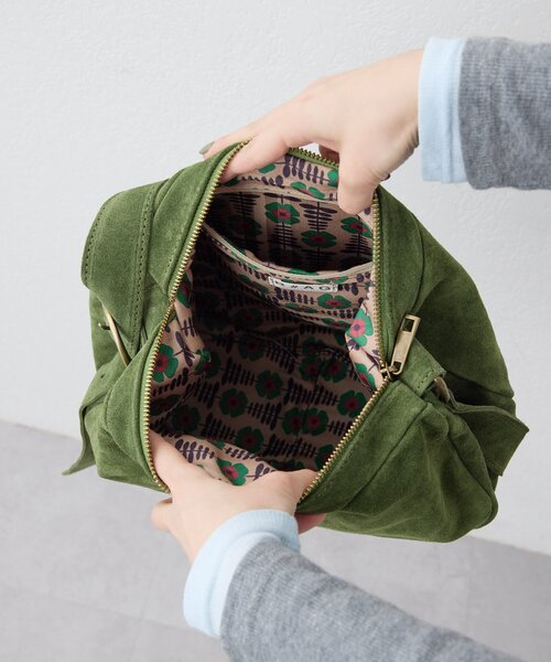 ear PAPILLONNER（イアパピヨネ）の「《ear別注》【B#AG(バッグ)】スエードワンハンドルバッグ（ショルダーバッグ・レディース・グリーン/ライトグレー・FREE）」の19枚目の写真