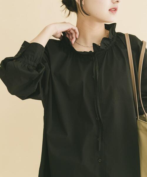 ITEMS URBANRESEARCH（アイテムズ アーバンリサーチ）の「『UVカット/接触冷感』ネックフリルブラウス（シャツ/ブラウス・レディース・ホワイト/ブラック/ストライプ・FREE）」の6枚目の写真