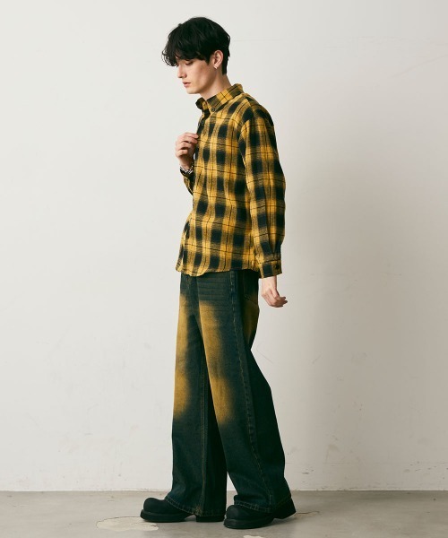 Shoowtime(ショウタイム)の「Ombre check shirt / オンブレチェックシャツ(シャツ/ブラウス・メンズ・ブラック系/イエロー系・MEDIUM/LARGE/X-LARGE)」の12枚目の写真