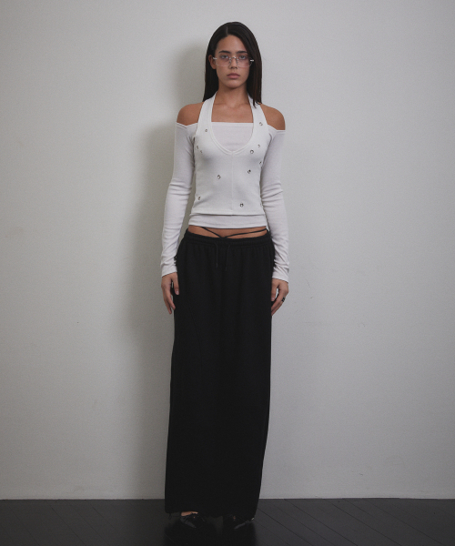 VOONT(ブント)の「Eyelet Halter Long Sleeve (IVORY)(Tシャツ/カットソー・レディース・アイボリー・OS)」の9枚目の写真