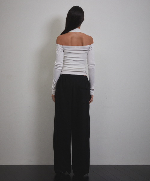 VOONT(ブント)の「Eyelet Halter Long Sleeve (IVORY)(Tシャツ/カットソー・レディース・アイボリー・OS)」の11枚目の写真