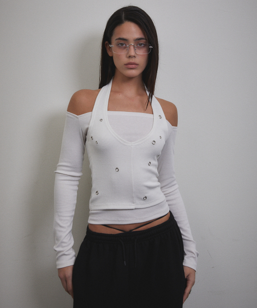 VOONT(ブント)の「Eyelet Halter Long Sleeve (IVORY)(Tシャツ/カットソー・レディース・アイボリー・OS)」の5枚目の写真