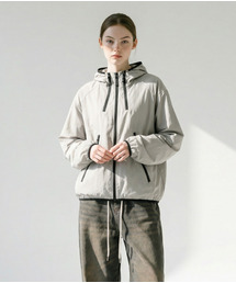 APOSTROPHE COMMA（アポストロフィコンマ）の「スリーウェイフードジップアップウィンドジャケット_ライトグレー（ナイロンジャケット）」