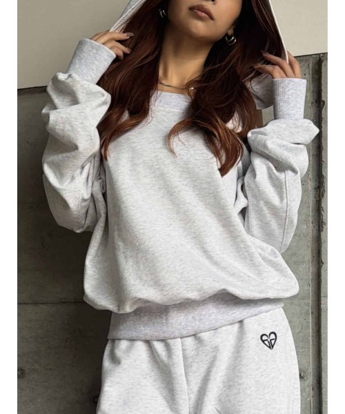 EGOIST（エゴイスト）の「ハートロゴオフショル裏毛トップス（スウェット・レディース・ライトグレー/ブラック・FREE）」の22枚目の写真