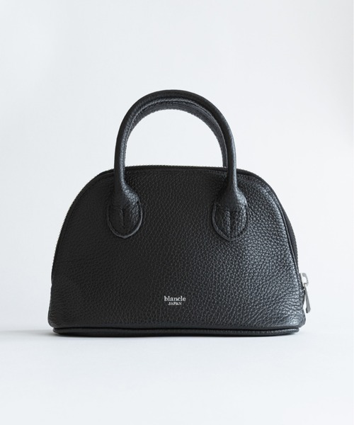 EN NEUME(エンノイム)の「Micro Boston Bag(ボディバッグ/ウエストポーチ・レディース・アイボリー/ブラック・ONE SIZE)」の13枚目の写真