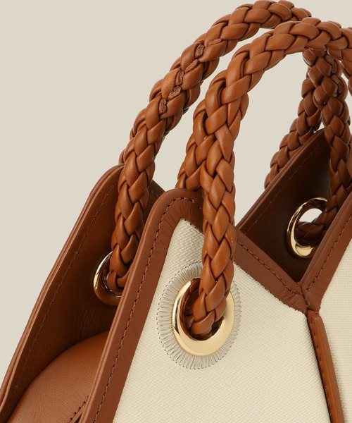 ROPE'(ロペ)の「【teau】navire(ナビーレ) SHOULDER BAG Small / 2way(ハンドバッグ・レディース・オフホワイト/ネイビー・FREE)」の7枚目の写真