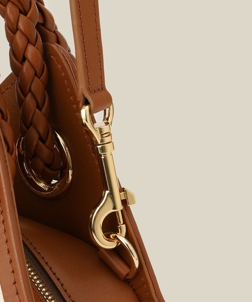 ROPE'(ロペ)の「【teau】navire(ナビーレ) SHOULDER BAG Small / 2way(ハンドバッグ・レディース・オフホワイト/ネイビー・FREE)」の8枚目の写真