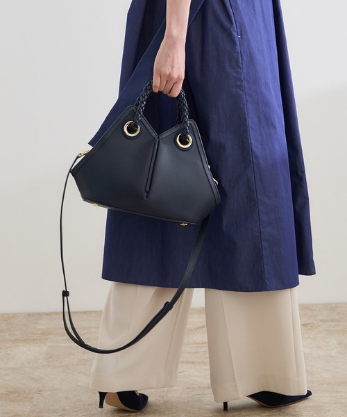 ROPE'(ロペ)の「【teau】navire(ナビーレ) SHOULDER BAG Small / 2way(ハンドバッグ・レディース・オフホワイト/ネイビー・FREE)」の22枚目の写真