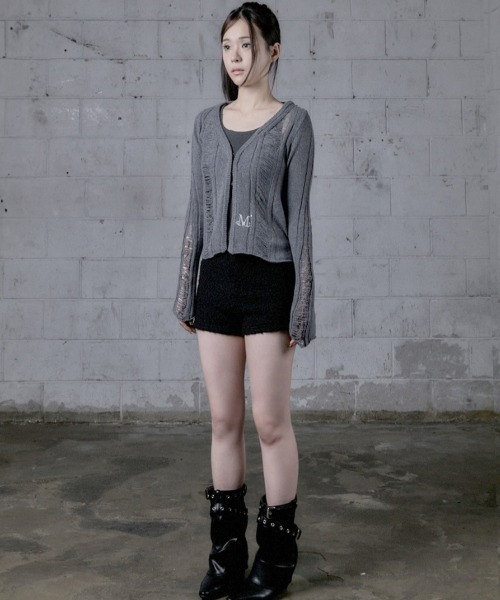 MUCENT(ムセント)の「A'GEM/9 × .kom 『MUCENT/ムセント』 NUBI DAMAGE SLIM CARDIGAN/ダメージスリムカーディガン(カーディガン/ボレロ・レディース・ブラック/グレー・FREE)」の4枚目の写真