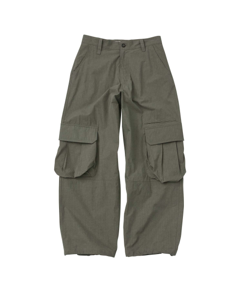 WMC(ダブリューエムシー)の「ユーティリティカーゴパンツ_カーキ(スウェットパンツ・メンズ・カーキ・34/32(L)/30(M))」の14枚目の写真