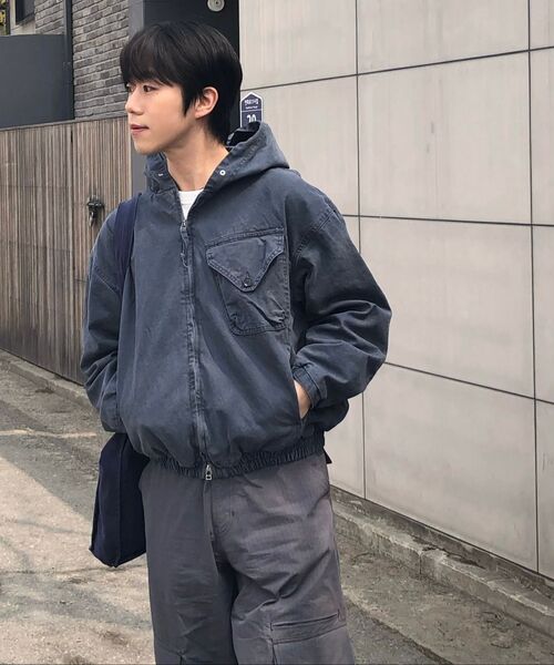 WMC(ダブリューエムシー)の「ユーティリティカーゴパンツ_カーキ(スウェットパンツ・メンズ・カーキ・34/32(L)/30(M))」の11枚目の写真