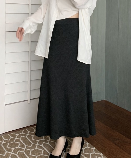 mielu(ミエル)の「ハイウエストロングスカート(スカート・レディース・ブラック/グレー/ダークグレー・MEDIUM/LARGE/SMALL)」の1枚目の写真