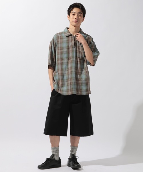 niko and...（ニコアンド）の「EXTRAワイドチノショーツ（チノパンツ・メンズ・ブラウン/ブラック・LARGE/MEDIUM）」の4枚目の写真