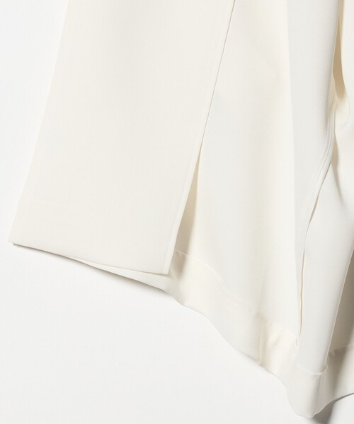 UNITED ARROWS(ユナイテッドアローズ)の「イージー テーラード ジャケット ‐吸水速乾 帯電防止 接触冷感 ウォッシャブル‐(テーラードジャケット・レディース・ブラック/オフホワイト・38/36)」の10枚目の写真