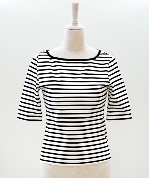 &BLOOM(アンドブルーム)の「UVカット ボートネック トップス バストパッド付 &BLOOM(アンドブルーム)(Tシャツ/カットソー・レディース・ブラック/ホワイト/ブラック×ホワイト・フリー)」の3枚目の写真