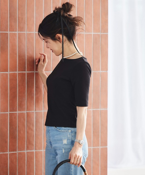 &BLOOM(アンドブルーム)の「UVカット ボートネック トップス バストパッド付 &BLOOM(アンドブルーム)(Tシャツ/カットソー・レディース・ブラック/ホワイト/ブラック×ホワイト・フリー)」の8枚目の写真