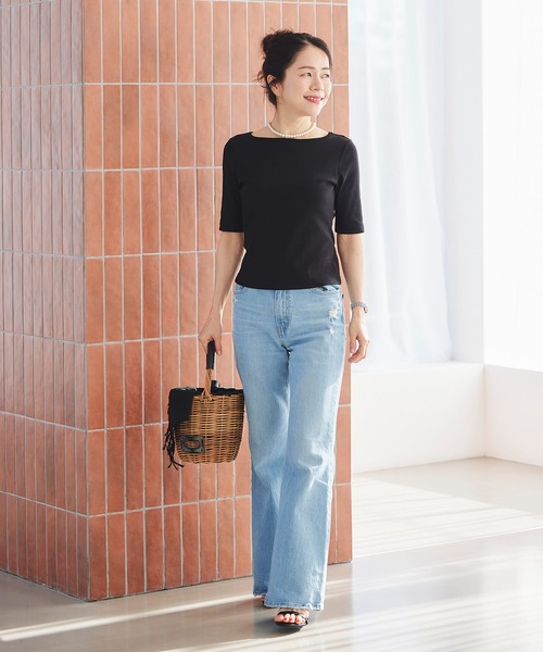 &BLOOM(アンドブルーム)の「UVカット ボートネック トップス バストパッド付 &BLOOM(アンドブルーム)(Tシャツ/カットソー・レディース・ブラック/ホワイト/ブラック×ホワイト・フリー)」の11枚目の写真