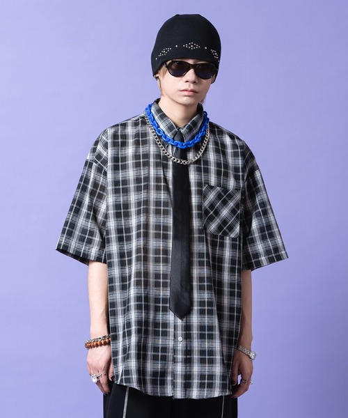 a.p.o.v.(エーピーオービー)の「a.p.o.v. オーバーサイズチェック柄半袖シャツ(シャツ/ブラウス・メンズ・チャコール/ホワイト/ブラック/ブルー・ONESIZE)」の3枚目の写真