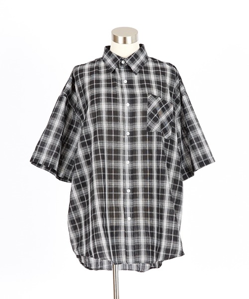 a.p.o.v.(エーピーオービー)の「a.p.o.v. オーバーサイズチェック柄半袖シャツ(シャツ/ブラウス・メンズ・チャコール/ホワイト/ブラック/ブルー・ONESIZE)」の19枚目の写真