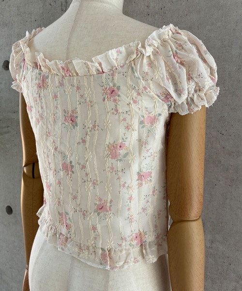 meJane(ミージェーン)の「花柄刺繍 フリル半袖ブラウス(シャツ/ブラウス・レディース・アイボリー・L/M/S)」の8枚目の写真