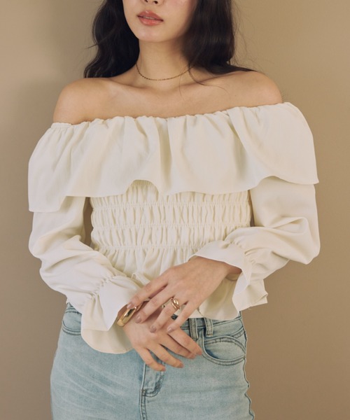 ACYM（アシーム）の「フリルオフショルダーブラウス（シャツ/ブラウス・レディース・ブラック/アイボリー・FREE）」の7枚目の写真